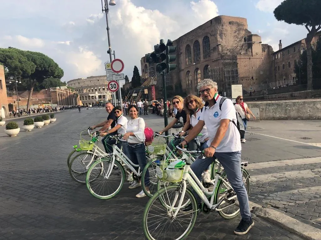 Bed&Bikerome Rooms 3*, Rome